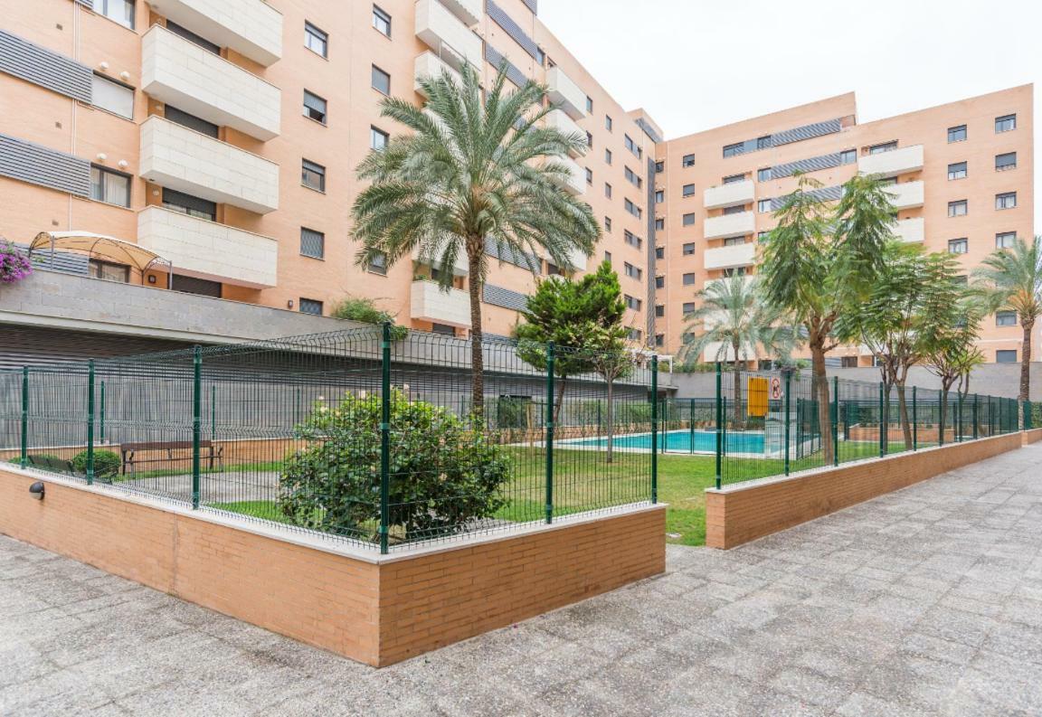 Keywise Perfect Location Next To Maria Zambrano Station, Central , Beach ,Pool And Free Parking 말라가 외부 사진