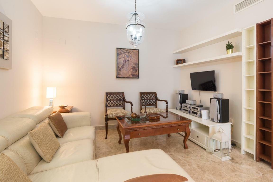 Keywise Perfect Location Next To Maria Zambrano Station, Central , Beach ,Pool And Free Parking 말라가 외부 사진